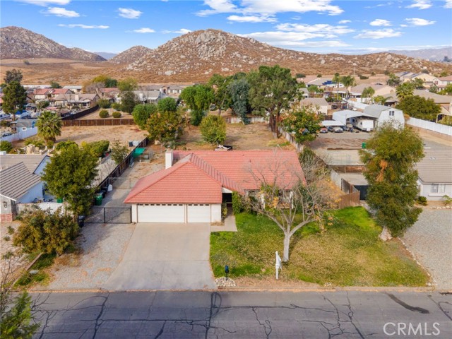 Detail Gallery Image 2 of 49 For 28222 Sea Biscuit St, Moreno Valley,  CA 92555 - 4 Beds | 2 Baths