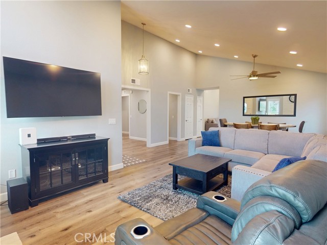 Detail Gallery Image 5 of 47 For 24192 Angela St, Lake Forest,  CA 92630 - 4 Beds | 2 Baths