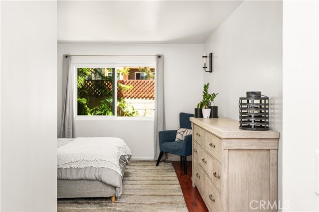 6600 Warner Avenue, Huntington Beach CA: https://media.crmls.org/medias/f4e1b925-4cf2-4acd-b8db-427a7ab85408.jpg