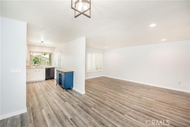 Detail Gallery Image 13 of 25 For 1704 N Willow Woods Dr #B,  Anaheim,  CA 92807 - 2 Beds | 1 Baths