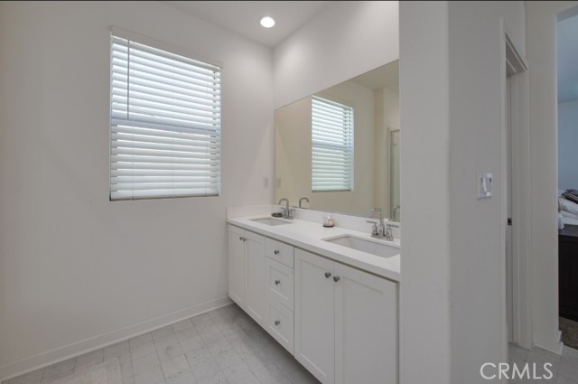 Detail Gallery Image 24 of 68 For 4247 Horvath St #107,  Corona,  CA 92883 - 3 Beds | 3/1 Baths