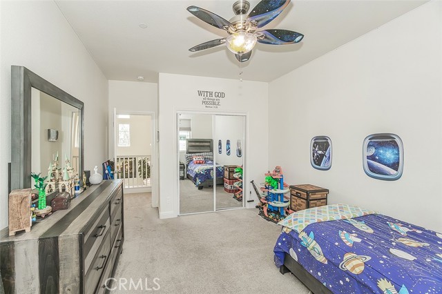 Image 43 of 75 For 877 Treasure Hills