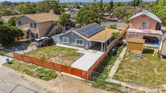 Detail Gallery Image 4 of 44 For 24688 Court St, San Bernardino,  CA 92410 - 3 Beds | 2 Baths