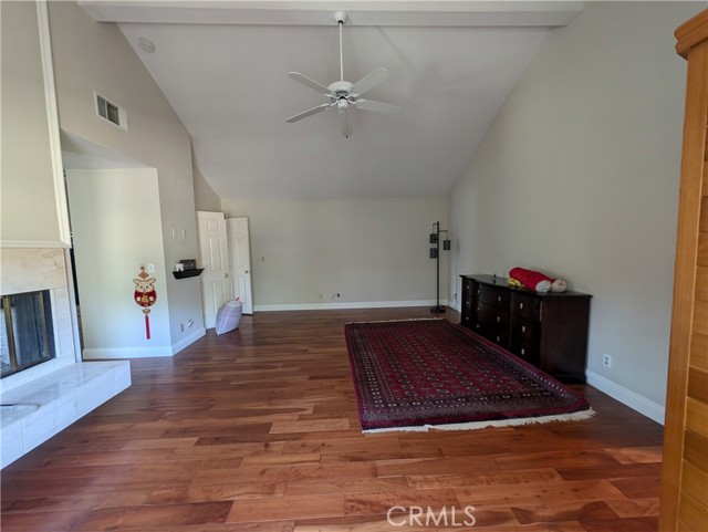 2822 Jason Court, Thousand Oaks CA: https://media.crmls.org/medias/f4e538b0-2f1c-43e8-8ff2-3431e65c028e.jpg