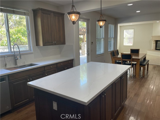 Detail Gallery Image 13 of 55 For 26958 Timberline Ter, Valencia,  CA 91381 - 5 Beds | 4/1 Baths