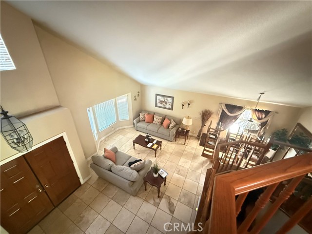 1770 W Candlewood Avenue, Rialto CA: https://media.crmls.org/medias/f4e587e4-d0ae-4509-9cb7-ebd60ea3973d.jpg