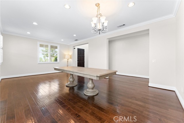 Detail Gallery Image 7 of 49 For 679 E Boxwood Ln, Azusa,  CA 91702 - 5 Beds | 4/1 Baths