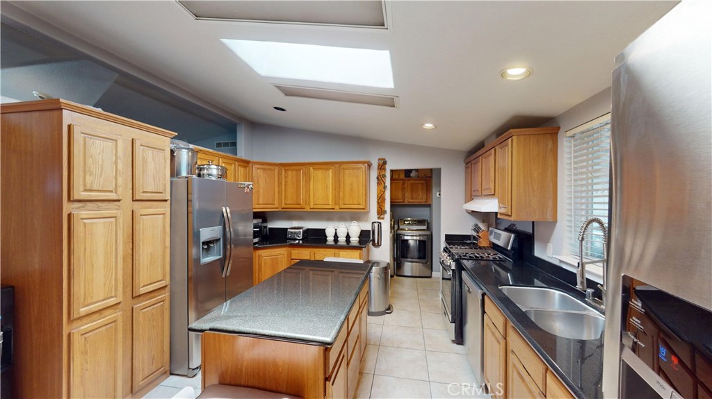 MLS #OC26158247 image #4