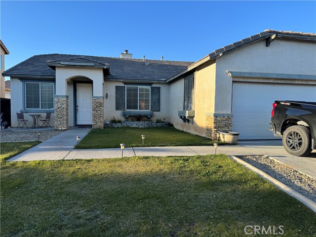 12962 Tehachapi St, Hesperia, CA 92344