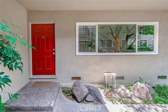 Detail Gallery Image 3 of 37 For 2102 La Canada Crest Dr #B,  La Canada Flintridge,  CA 91011 - 3 Beds | 2 Baths