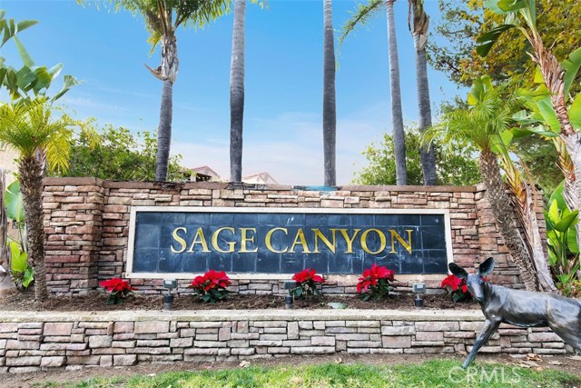 2400 San Gabriel Way, Corona CA: https://media.crmls.org/medias/f4e7273c-7871-4bc1-ab29-375192ae65e2.jpg