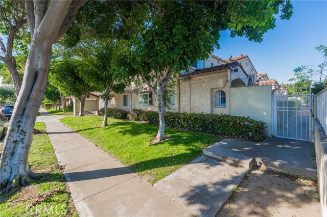 Detail Gallery Image 25 of 28 For 13959 Arthur Ave #1,  Paramount,  CA 90723 - 3 Beds | 2/1 Baths