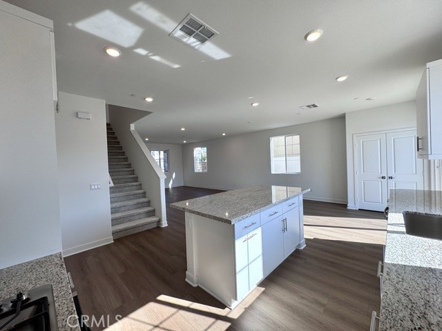 30769 Valley, Menifee CA: https://media.crmls.org/medias/f4e7f679-4cfd-4125-8cc7-8556c047e2e0.jpg