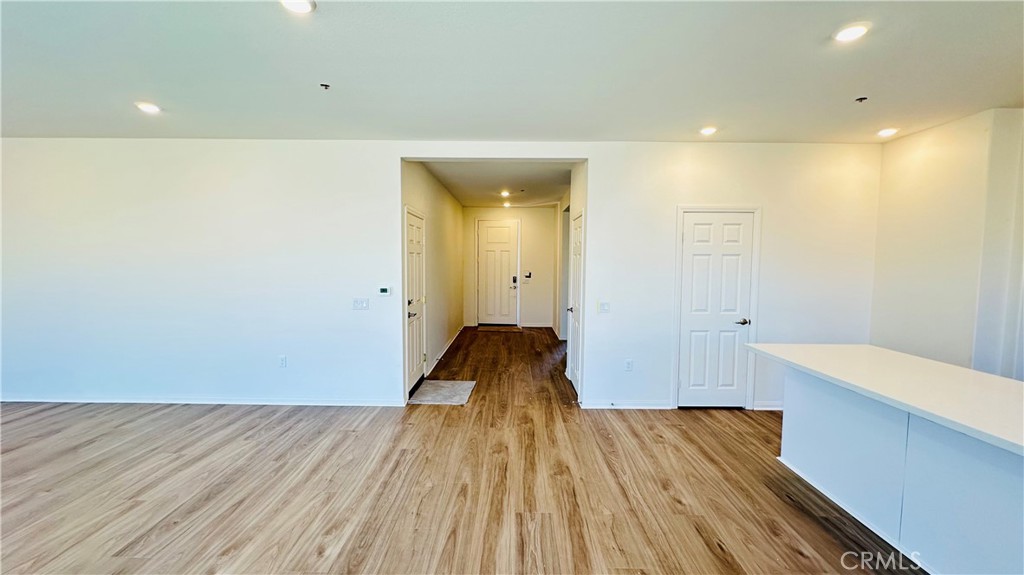 MLS #SR25274345 image #5