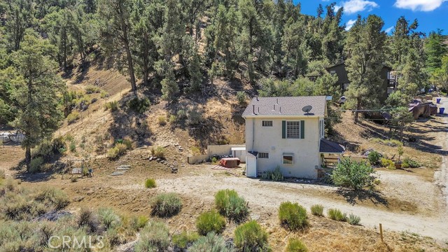 312 Border Street, Frazier Park CA: https://media.crmls.org/medias/f4e81899-d3ca-4a77-96ff-9ad07a36ef5d.jpg