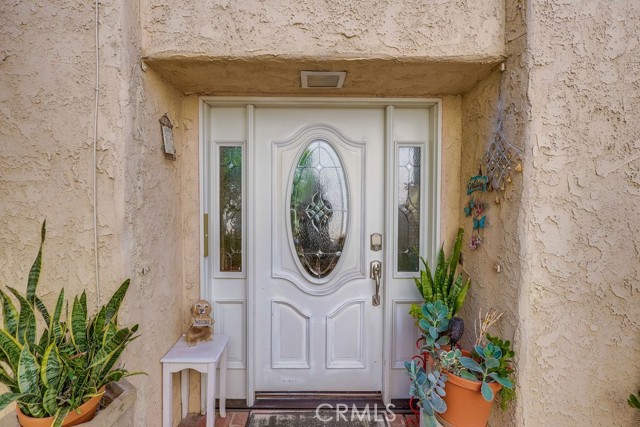 Detail Gallery Image 13 of 55 For 15915 Foothill Bld, Sylmar,  CA 91342 - 4 Beds | 3 Baths