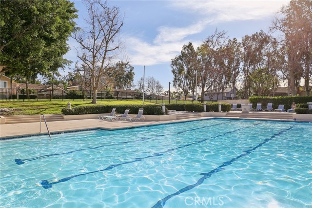 Detail Gallery Image 28 of 35 For 61 Woodleaf, Irvine,  CA 92614 - 3 Beds | 2 Baths