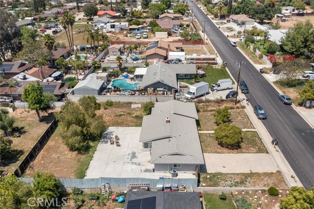 11911 Ivy Lane, Moreno Valley CA: https://media.crmls.org/medias/f4e9b1c6-a5d3-4ab1-8a69-1990190f1983.jpg