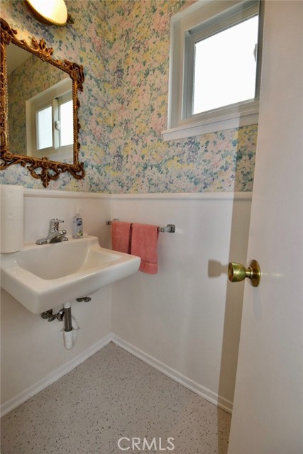 6231 Lochvale Drive, Rancho Palos Verdes, California 90275, 4 Bedrooms Bedrooms, ,1 BathroomBathrooms,Residential,Sold,Lochvale,PV22114558