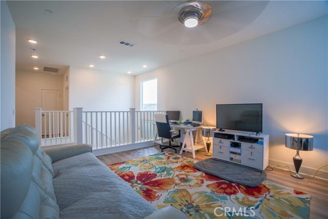 Detail Gallery Image 11 of 32 For 35323 Orchard Trail, Fallbrook,  CA 92028 - 4 Beds | 3 Baths