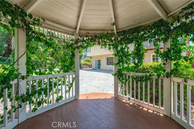 21557 Ambushers Street, Diamond Bar CA: https://media.crmls.org/medias/f4eaea81-b0b2-4cc1-a9d5-8b941067b8f8.jpg