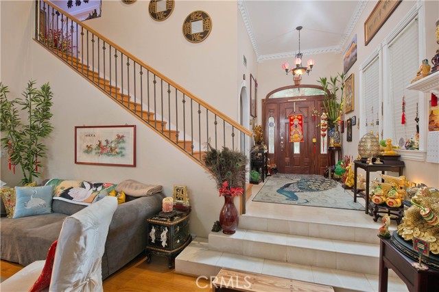 Detail Gallery Image 29 of 37 For 12413 Westminster Ave, Los Angeles,  CA 90066 - 6 Beds | 5 Baths