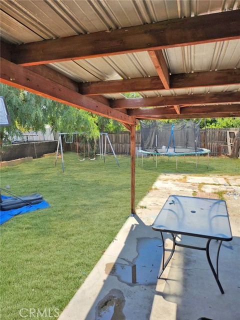 Detail Gallery Image 14 of 16 For 409 Jane St, Bakersfield,  CA 93306 - 3 Beds | 1 Baths