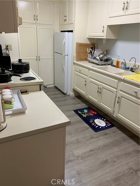 Detail Gallery Image 2 of 6 For 2107 Ronda Granada Unit T, Laguna Woods,  CA 92637 - 1 Beds | 1 Baths