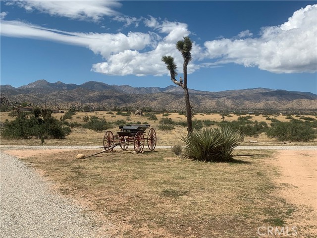 Detail Gallery Image 26 of 33 For 52775 Pipes Canyon Rd, Pioneertown,  CA 92268 - 3 Beds | 2/1 Baths