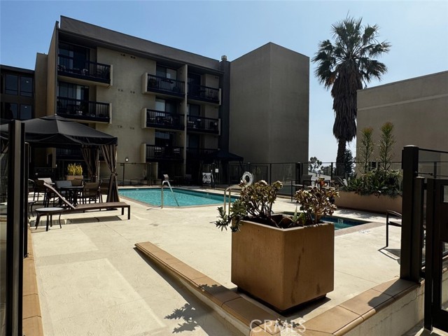 Detail Gallery Image 28 of 36 For 7320 Hawthorn #106 Ave #106,  Los Angeles,  CA 90046 - 2 Beds | 2 Baths