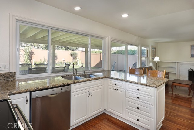 Detail Gallery Image 15 of 59 For 14781 Bridgeport, Tustin,  CA 92780 - 3 Beds | 2/1 Baths