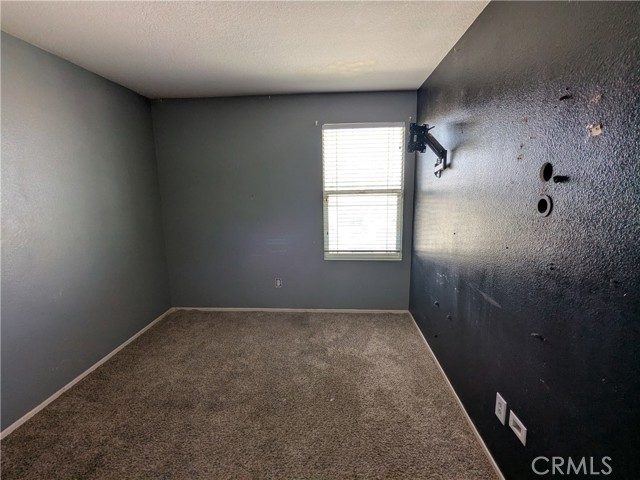 Detail Gallery Image 15 of 22 For 15243 Riverview, Victorville,  CA 92394 - 3 Beds | 2/1 Baths