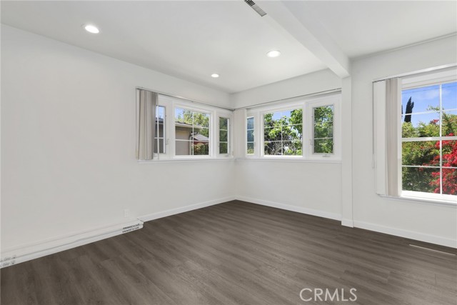 Detail Gallery Image 8 of 51 For 2235 Garfias, Pasadena,  CA 91104 - 6 Beds | 4 Baths