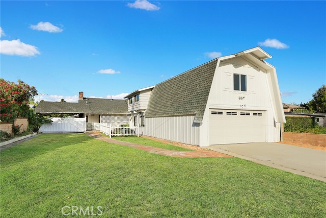 5138 Daleview Avenue, Temple City CA: https://media.crmls.org/medias/f4efd2db-fc0f-44d9-b57d-5f721a691605.jpg