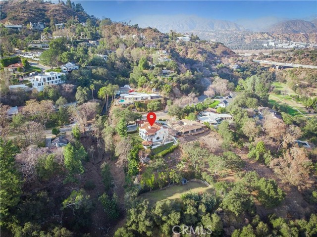 1812 Linda Vista Avenue, Pasadena CA: https://media.crmls.org/medias/f4f02369-386f-477d-987d-e7354b911b32.jpg