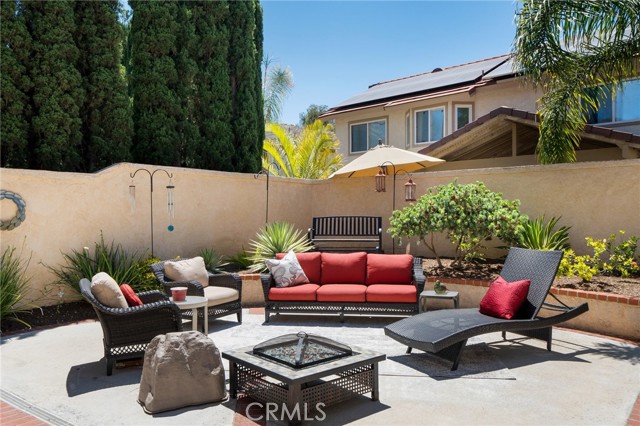 21291 Calle Recreo, Lake Forest CA: https://media.crmls.org/medias/f4f0835e-f5ed-45df-9a36-24519732420e.jpg