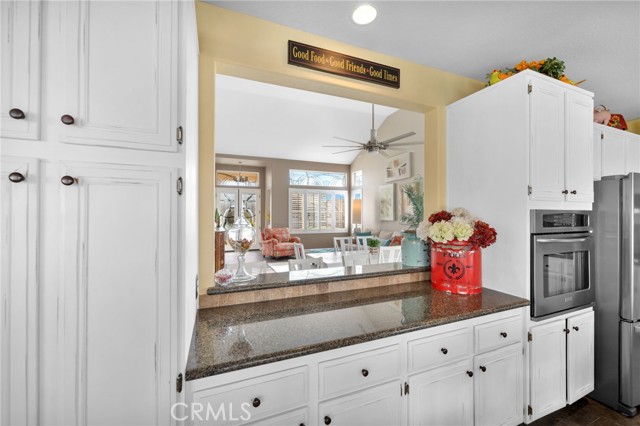 Detail Gallery Image 32 of 68 For 39975 Tinderbox Way, Murrieta,  CA 92562 - 4 Beds | 2/1 Baths