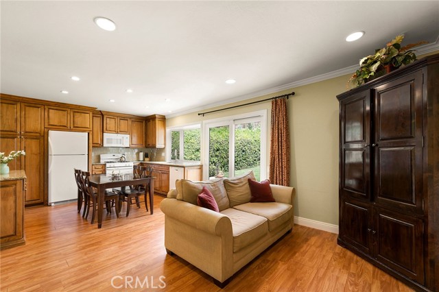 Image 13 of 34 For 26461 Via Lara