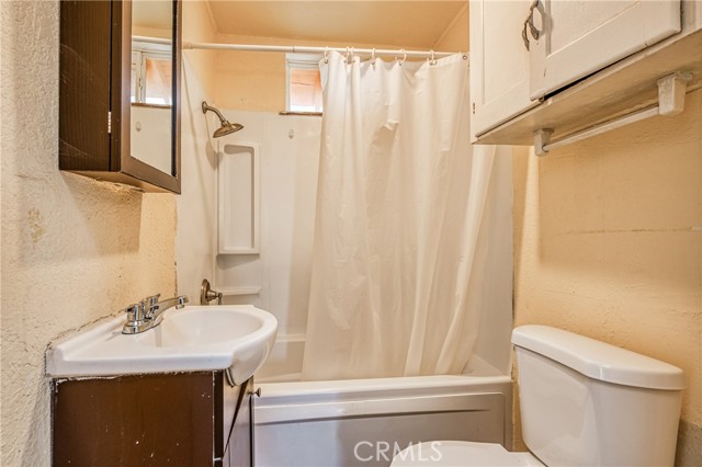 Detail Gallery Image 15 of 25 For 271 W Durian Ave, Coalinga,  CA 93210 - 2 Beds | 1 Baths