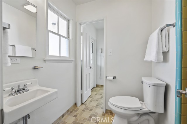 Detail Gallery Image 13 of 19 For 743 N. Janss St., Anaheim,  CA 92805 - 3 Beds | 2 Baths