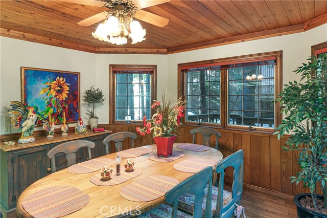 Detail Gallery Image 34 of 41 For 27421 Cedarwood Drive, Lake Arrowhead,  CA 92352 - 4 Beds | 4 Baths