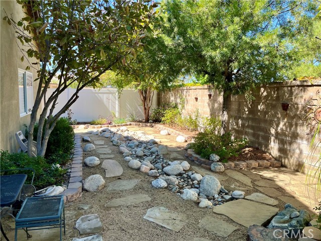 Detail Gallery Image 13 of 19 For 1244 Katherine Ct, Beaumont,  CA 92223 - 3 Beds | 2 Baths