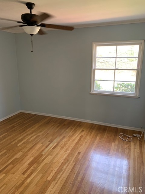 Detail Gallery Image 5 of 11 For 13627 Huston St, Sherman Oaks,  CA 91423 - 3 Beds | 2 Baths