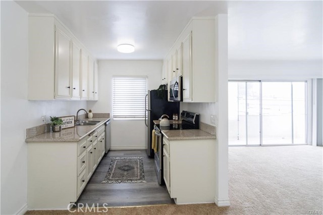 Detail Gallery Image 5 of 23 For 1122 9th St, Santa Monica,  CA 90403 - 1 Beds | 1 Baths