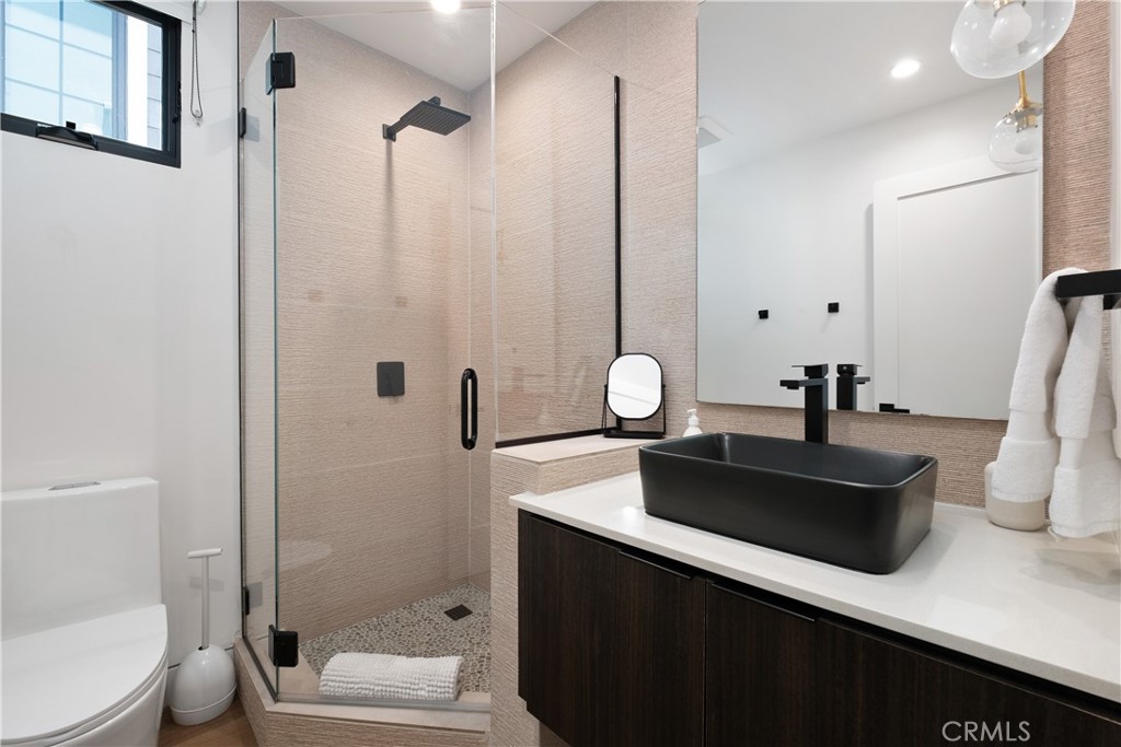 F4f4b3fe 011a 454b Aa78 E2441d142e9c