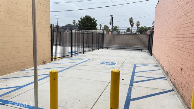 1233 N E Street, San Bernardino, California 92405, ,Commercial Lease,For Rent,1233 N E Street,CRIV25035338