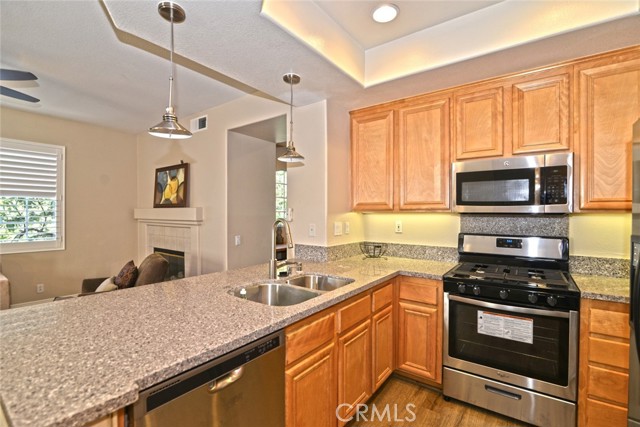 Detail Gallery Image 6 of 22 For 34 Taquitz, Irvine,  CA 92602 - 2 Beds | 2 Baths