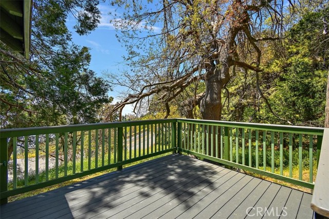 Detail Gallery Image 19 of 27 For 27951 Crest Estates Dr, Lake Arrowhead,  CA 92352 - 1 Beds | 1 Baths