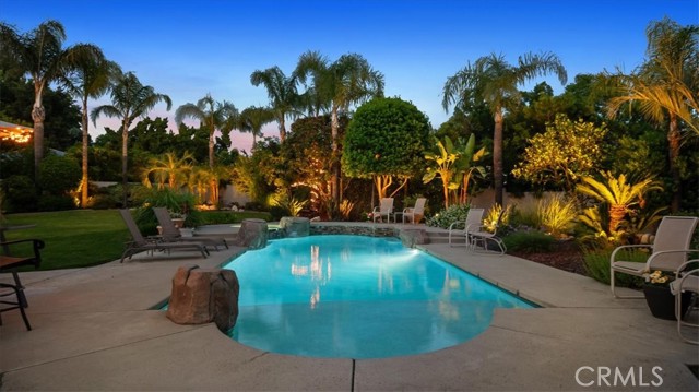 844 Deep Springs Drive, Claremont CA: https://media.crmls.org/medias/f4f7b9b6-3d51-4dde-8bfa-ff6ca23289fe.jpg
