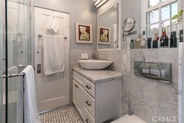 Detail Gallery Image 27 of 41 For 4245 Riverton Ave, Studio City,  CA 91602 - 2 Beds | 3 Baths